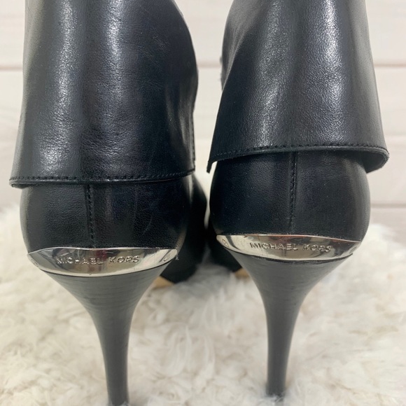 ❌SOLD❌MICHAEL Michael Kors BLK Open Leather Ankl - Picture 3 of 8